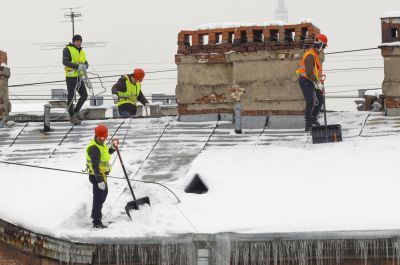 Rooftop Snow Removal
